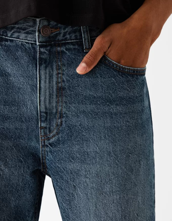 Jeans med rak passform Jeans med rak passform