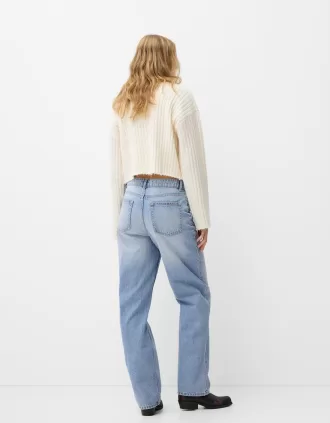 Jeans med rak passform vid ben