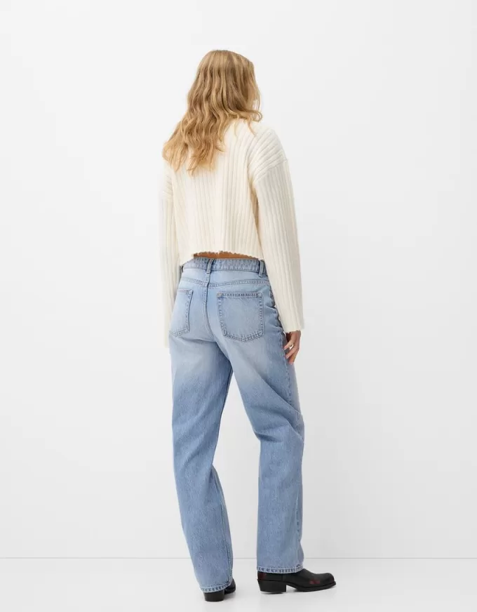 Jeans med rak passform vid ben Jeans med rak passform vid ben