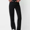 Jeans med rak passform vid ben Jeans med rak passform vid ben