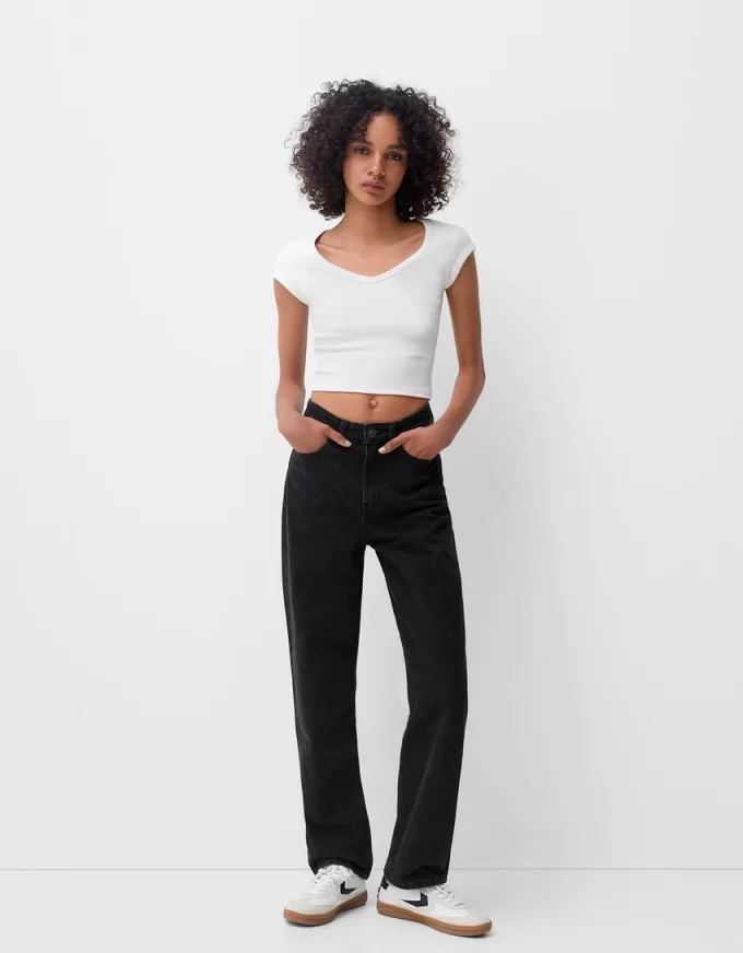 Jeans med rak passform vid ben Jeans med rak passform vid ben