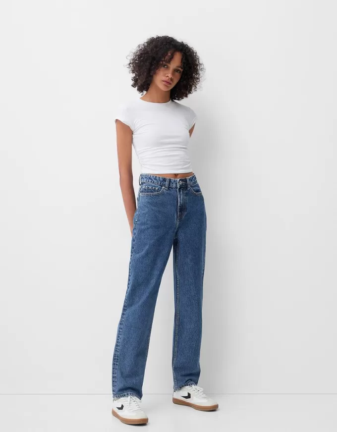 Jeans med rak passform vid ben Jeans med rak passform vid ben
