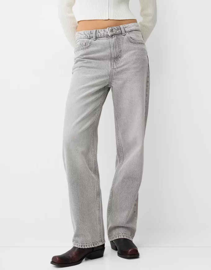 Jeans med rak passform vid ben Jeans med rak passform vid ben