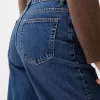 Jeans med rak passform vid ben Jeans med rak passform vid ben