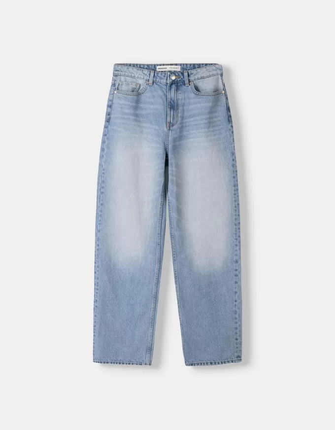 Jeans med rak passform vid ben Jeans med rak passform vid ben