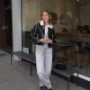 Jeans med rak passform vid ben Jeans med rak passform vid ben