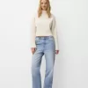 Jeans med rak passform vid ben Jeans med rak passform vid ben