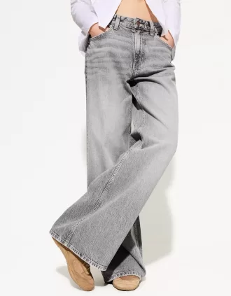 Jeans med vida ben