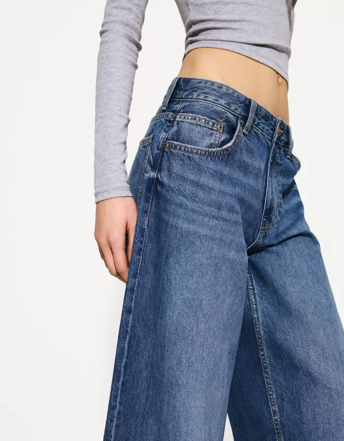 Jeans med vida ben Jeans med vida ben
