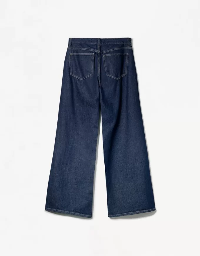 Jeans med vida ben