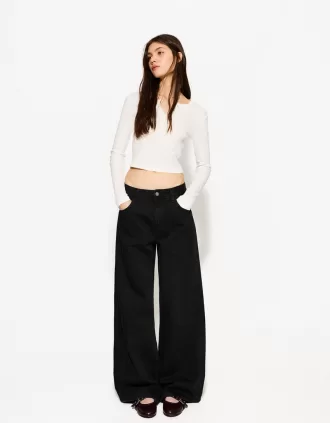 Jeans med vida ben