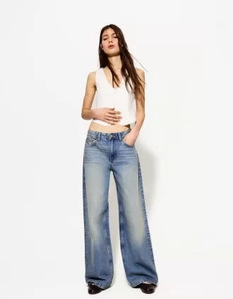 Jeans med vida ben