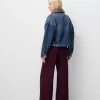 Jeansjacka med djurtryck i fuskpälskrage Jeansjacka med djurtryck i fuskpälskrage