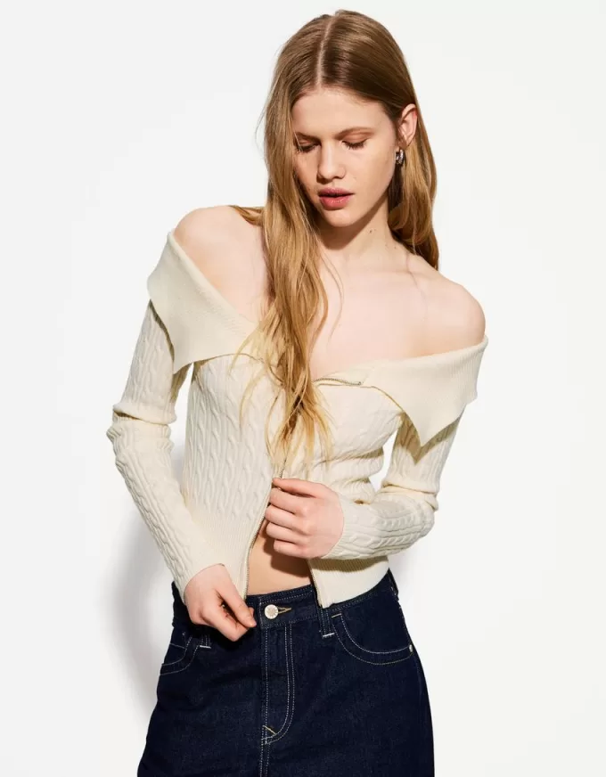 Kabelstickad Bardot cardigan med dragkedja