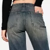Komforta utsvängda jeans Komforta utsvängda jeans