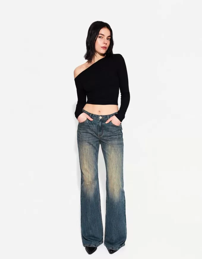 Komforta utsvängda jeans Komforta utsvängda jeans
