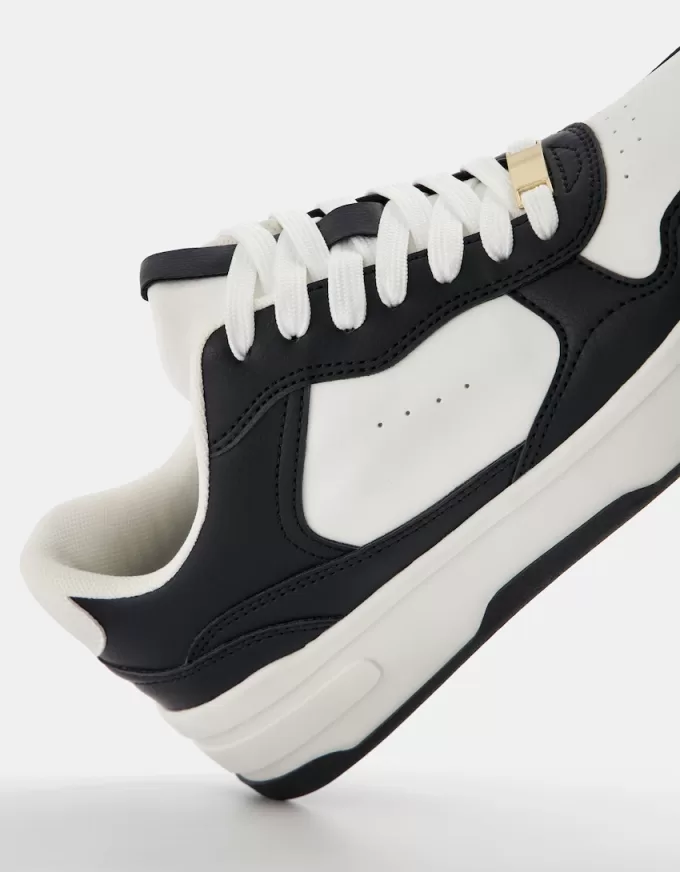 Kontrast sneakers
