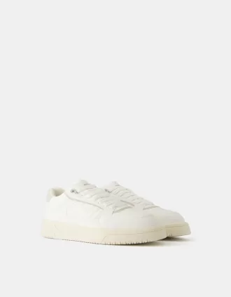 Kontrastande sneakers för män