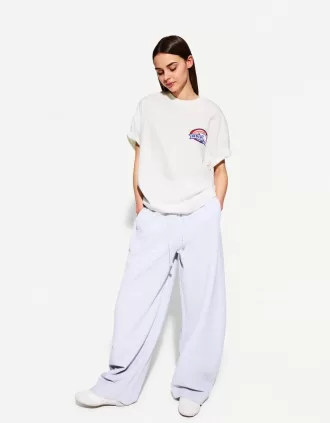 Kortärmad T-shirt med Cinnamoroll-tryck