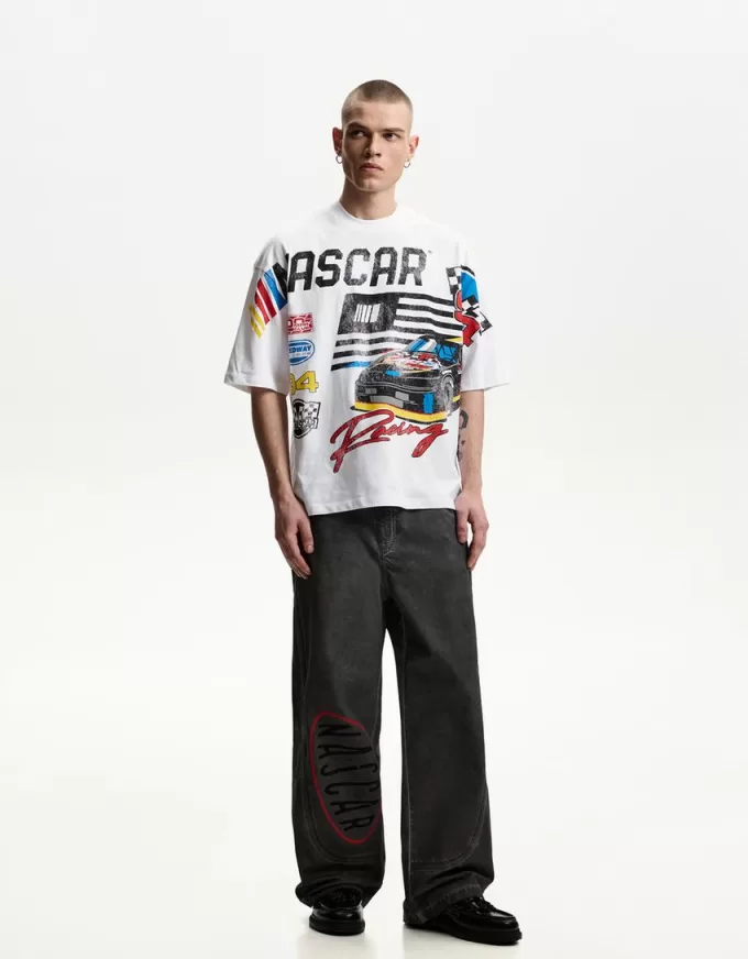 Kortärmad T-shirt med Nascar-tryck Kortärmad T-shirt med Nascar-tryck