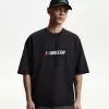 Kortärmad T-shirt med Nascar-tryck
