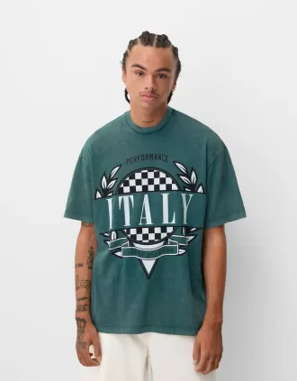 Kortärmad T-shirt med blekt effekt med tryck