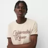 Kortärmad T-shirt med kontrasterande ribbad kant Kortärmad T-shirt med kontrasterande ribbad kant