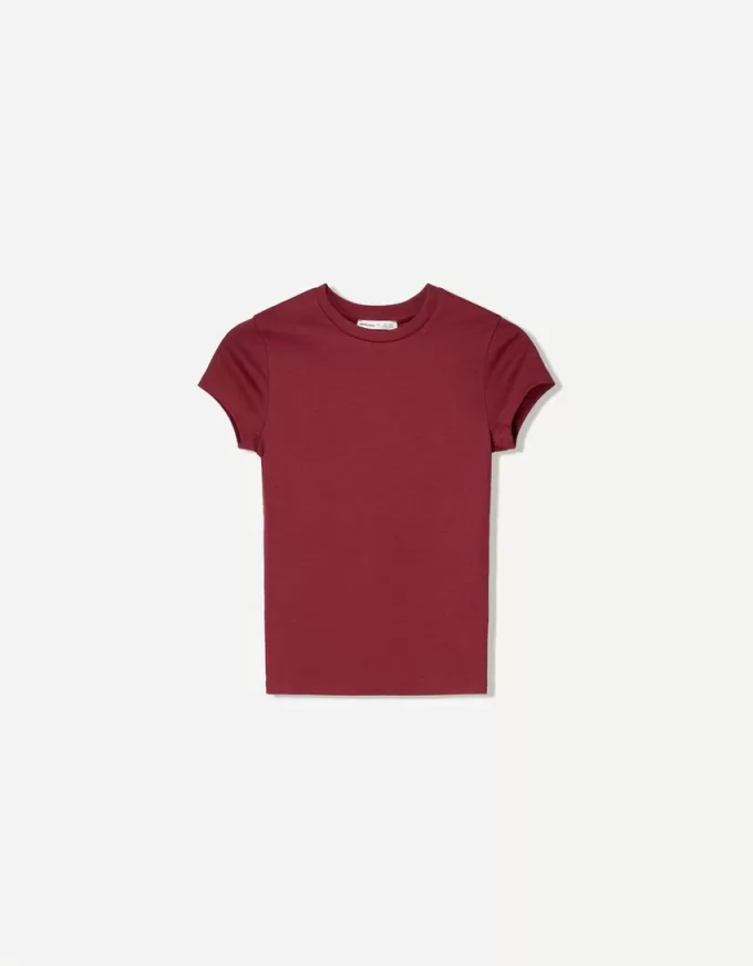 Kortärmad T-shirt med urringning