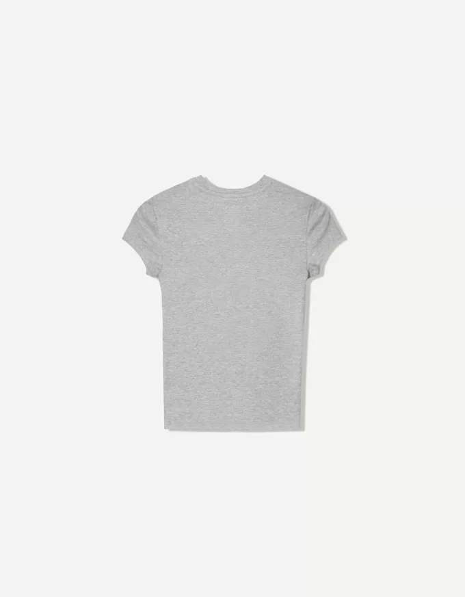 Kortärmad T-shirt med urringning