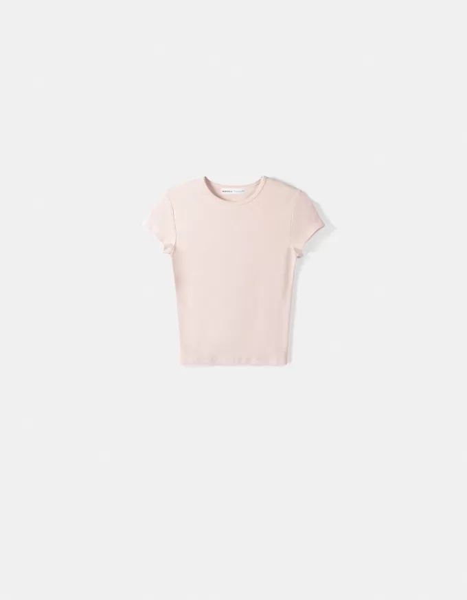 Kortärmad T-shirt med urringning