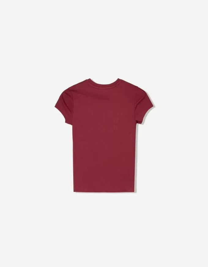 Kortärmad T-shirt med urringning Kortärmad T-shirt med urringning