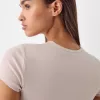 Kortärmad T-shirt med urringning