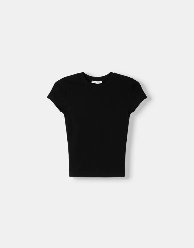 Kortärmad T-shirt med urringning