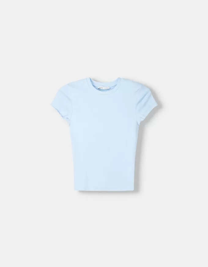 Kortärmad T-shirt med urringning