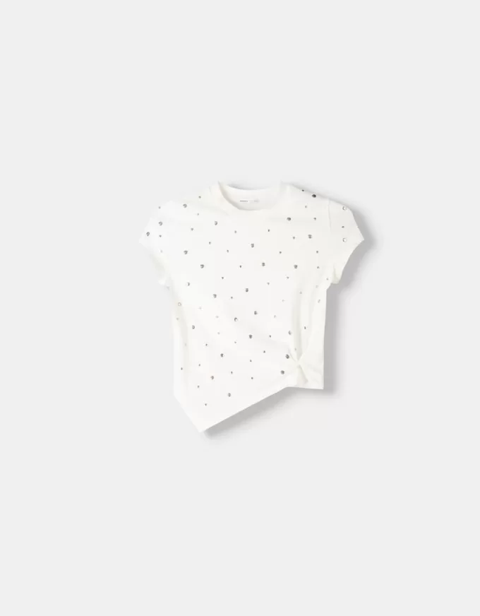 Kortärmad asymmetrisk T-shirt med nitar