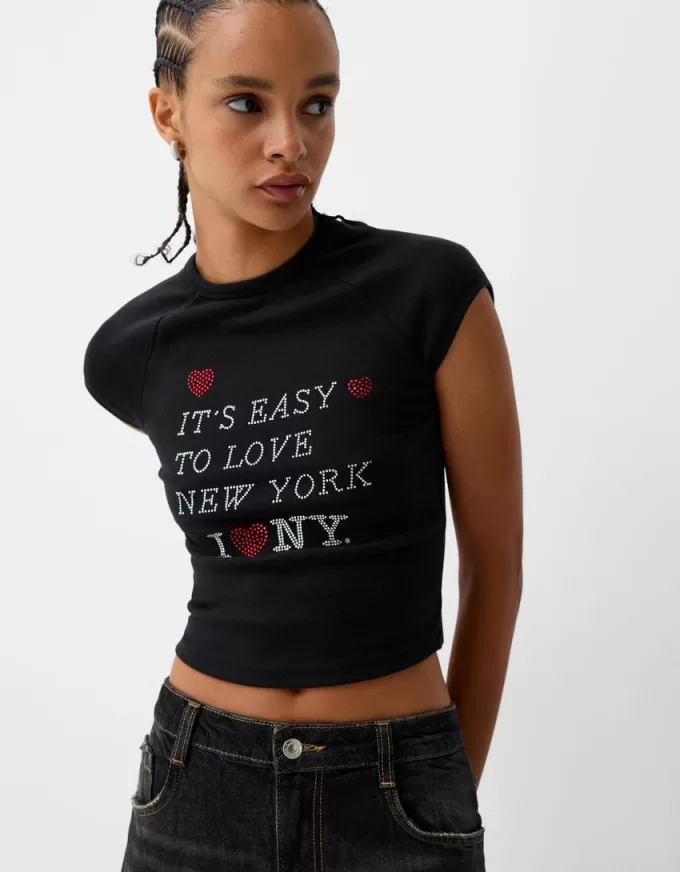 Kortärmad beskuren T-shirt med tryck Kortärmad beskuren T-shirt med tryck