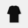 Kortärmad t-shirt i tjock tyg med sömmar Kortärmad t-shirt i tjock tyg med sömmar