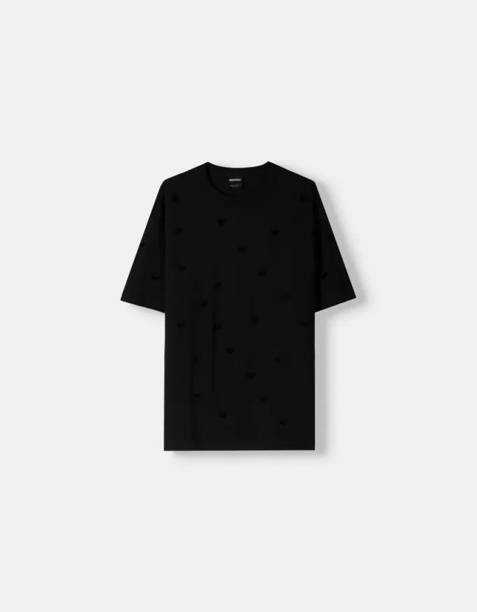 Kortärmad t-shirt i tjock tyg med sömmar Kortärmad t-shirt i tjock tyg med sömmar
