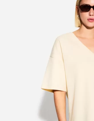 Kraftig V-ringad kortärmad T-shirt i bomull