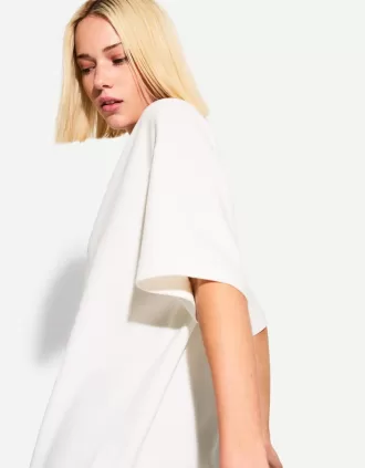 Kraftig V-ringad kortärmad T-shirt i bomull