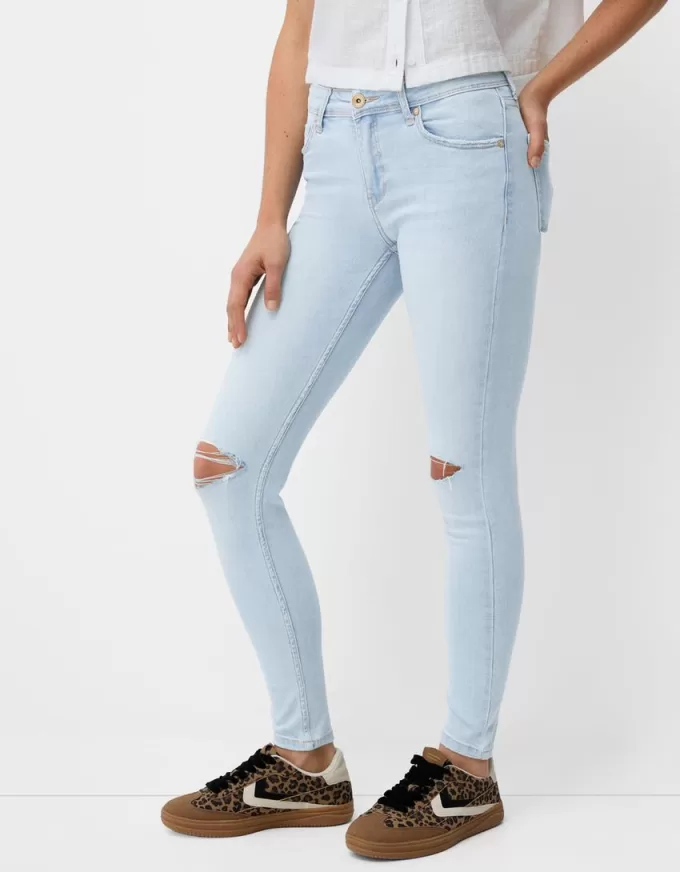 Låg midja jeans med smal passform Låg midja jeans med smal passform