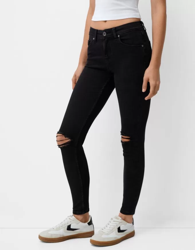Låg midja jeans med smal passform Låg midja jeans med smal passform
