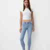 Låg midja jeans med smal passform Låg midja jeans med smal passform
