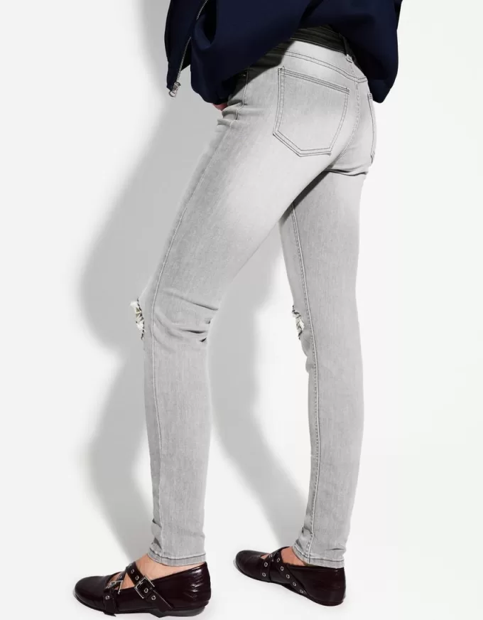 Låg midja jeans med smal passform Låg midja jeans med smal passform