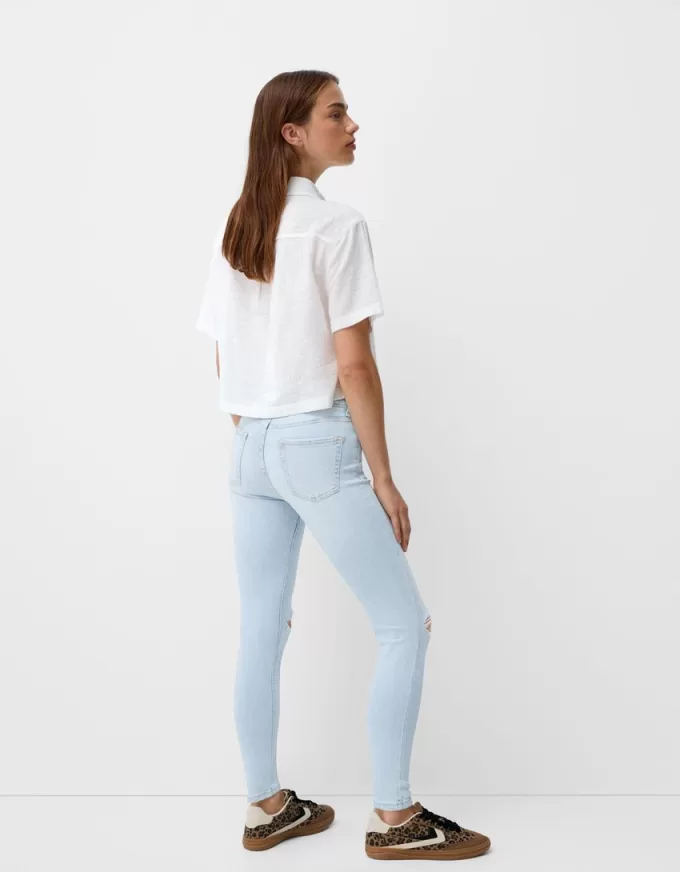 Låg midja jeans med smal passform Låg midja jeans med smal passform
