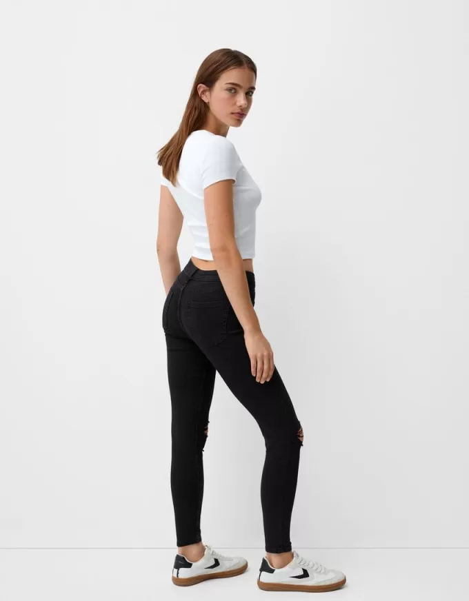 Låg midja jeans med smal passform Låg midja jeans med smal passform