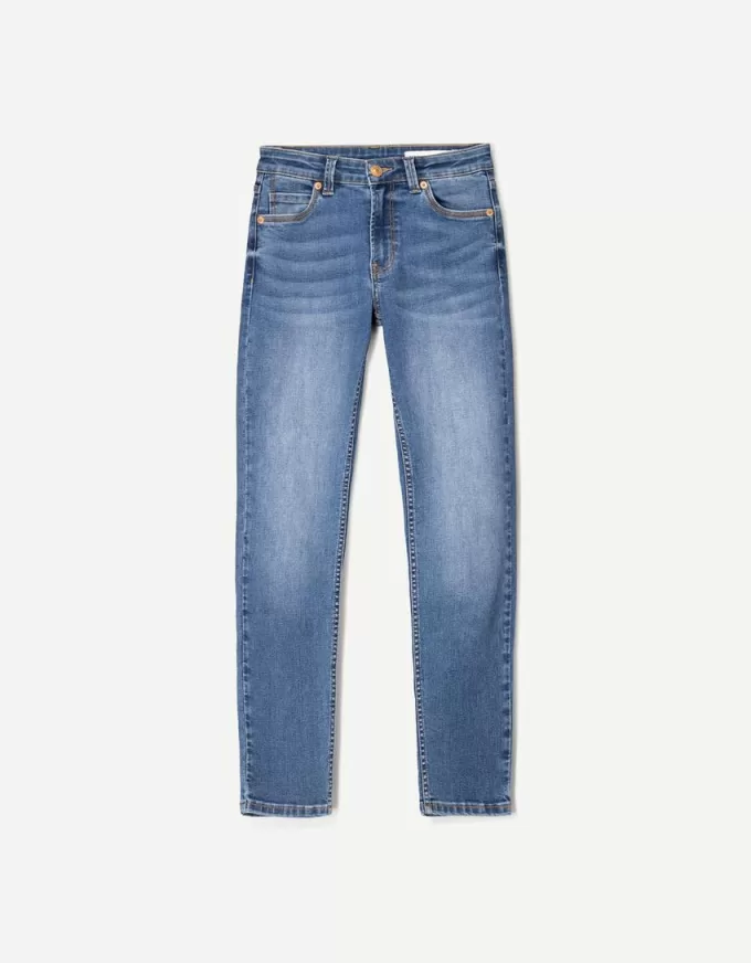 Låg midja jeans med smal passform Låg midja jeans med smal passform