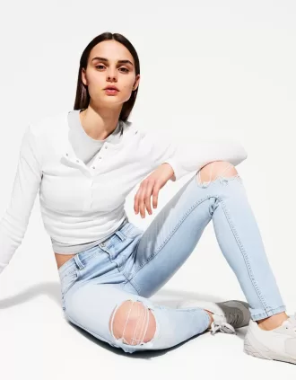 Låg midja jeans med smal passform
