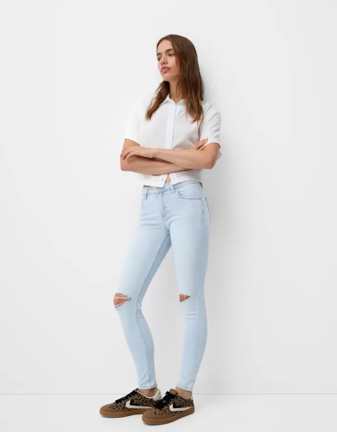 Låg midja jeans med smal passform Låg midja jeans med smal passform