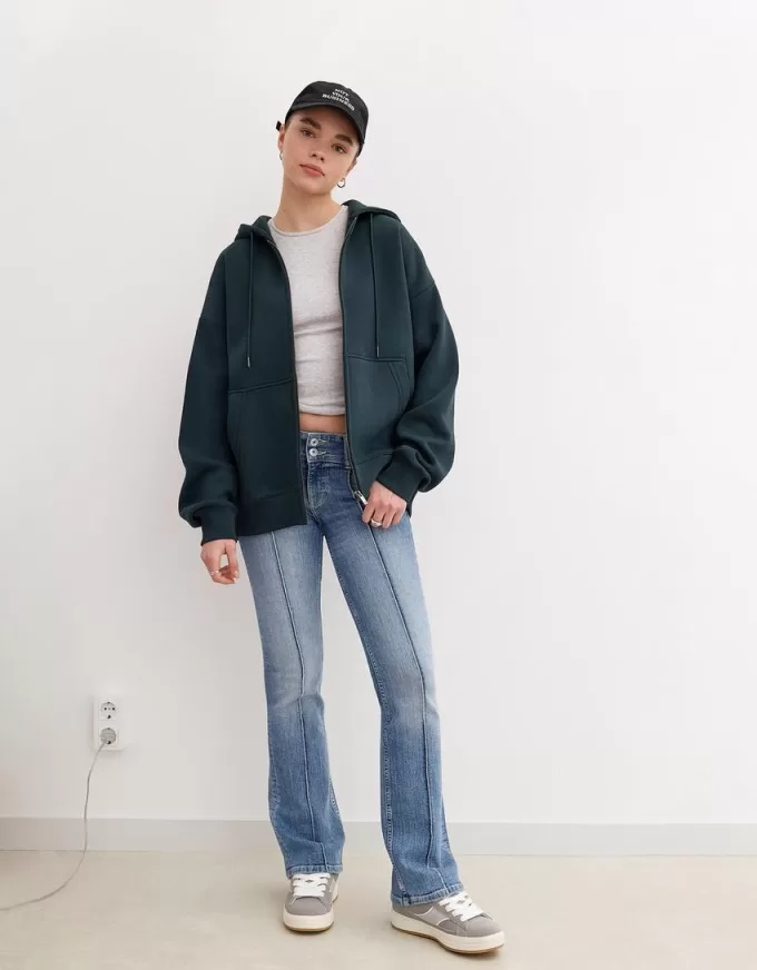 Lågmodiga bootcut-jeans Lågmodiga bootcut-jeans